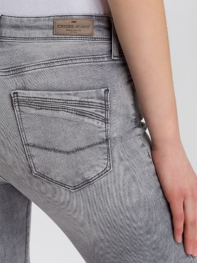 Image de Cross jean Anya slim fit L36 pources, gris clair
