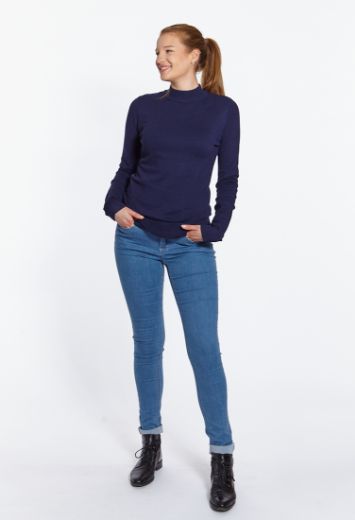 Picture of Fine knit jumper with cut collar