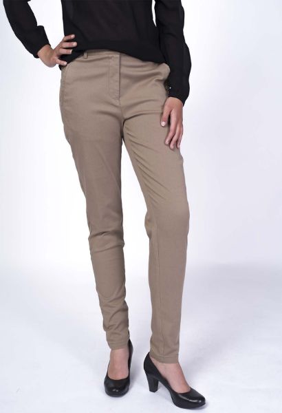 Agrandir l'image de Pantalon chino L34 pouces, beige foncé Image de Pantalon chino L34 pouces, beige foncé
