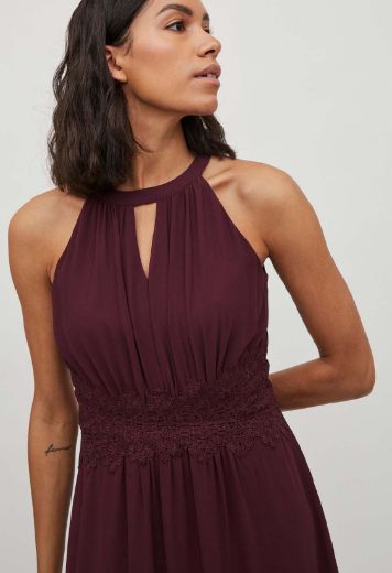 Image de VILA Vero Moda Tall Milina Halterneck Maxi Robe, winestasting