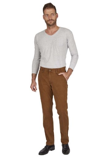 Image de Pantalon Chino Garvey L36 pouces, laiton