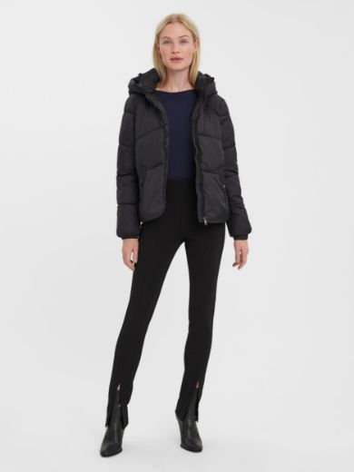 Image de Vero Moda Tall Uppsala Veste à Capuche