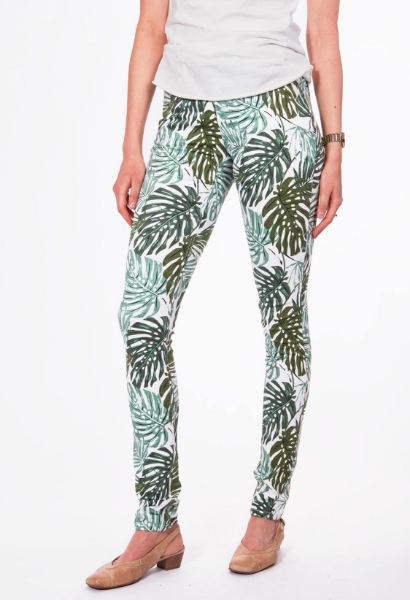 Show details for Wonderjeans skinny L38 inches, white-green palm-tree pattern Picture of Wonderjeans skinny L38 inches, white-green palm-tree pattern