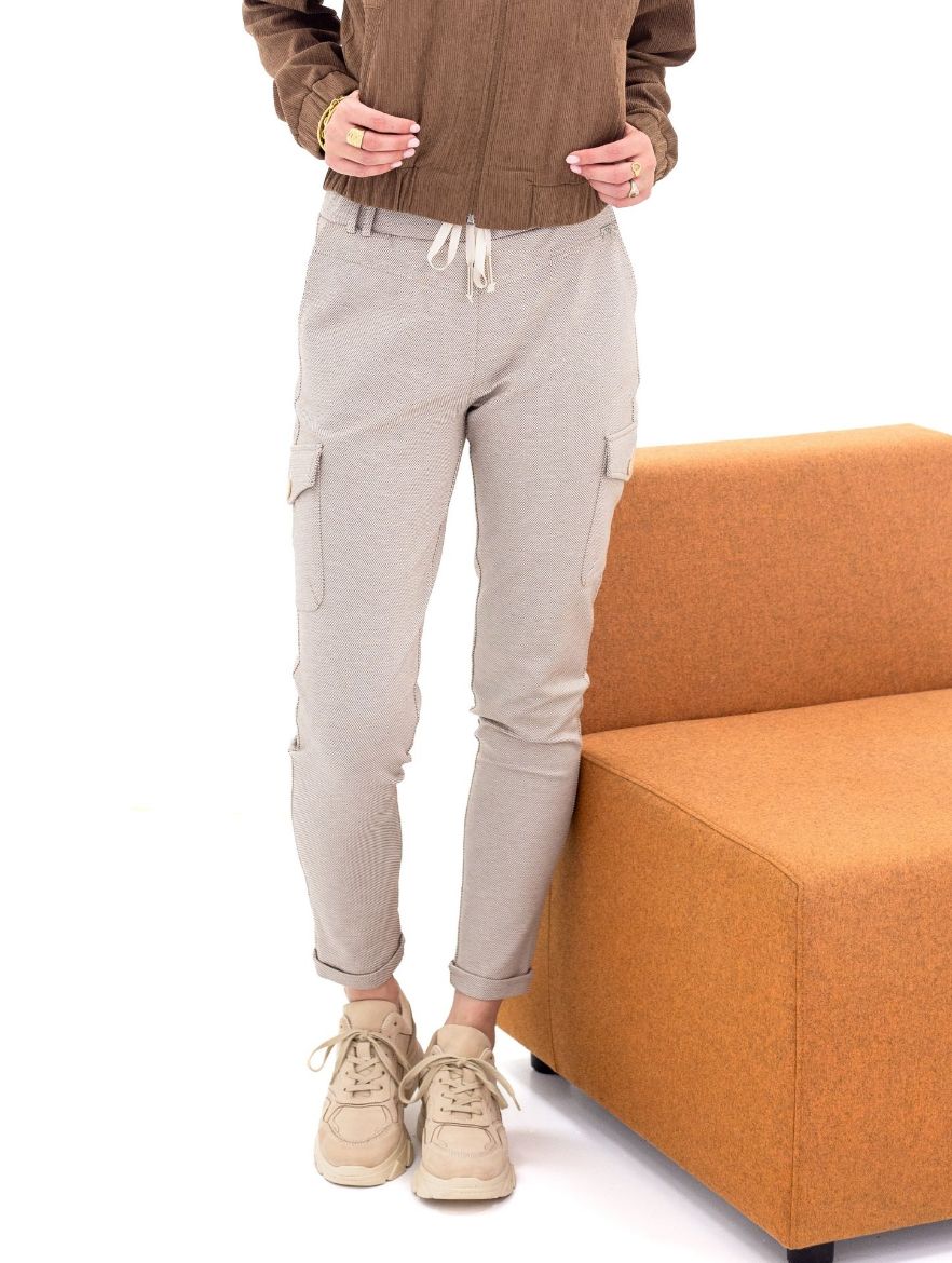 Picture of Tall Women Chino Trousers Cargo Pockets L37 Inch