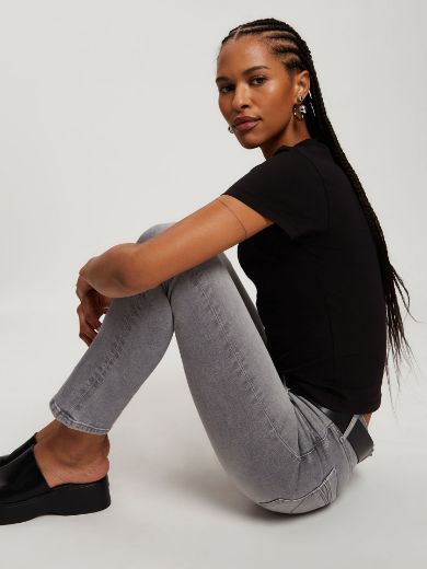 Image de Tall Femmes Jean Anya Slim Fit Longueur 34 & 36 Pouces, gris clair