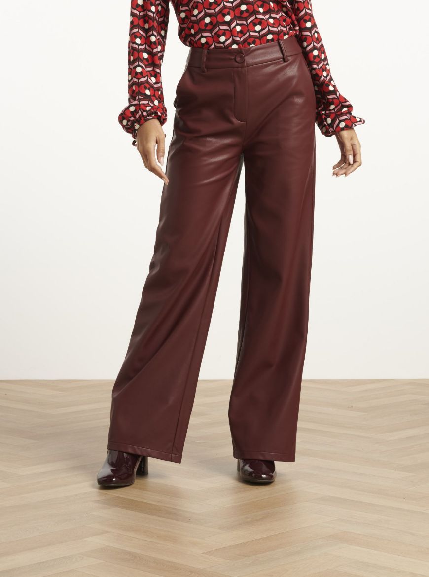 Picture of Tall Women Faux Leather Trousers