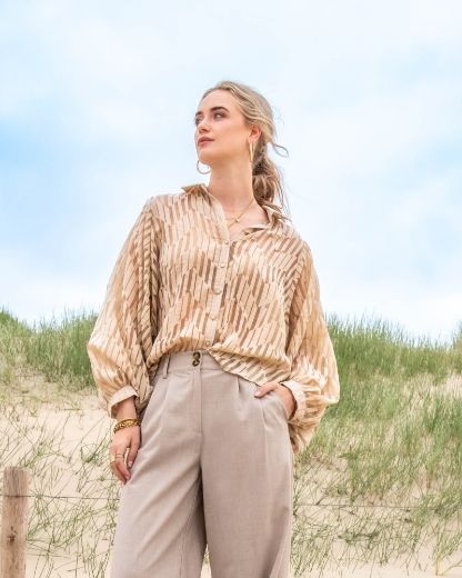 Bild von Tall Bluse Ausbrenner Volant Ärmel, beige