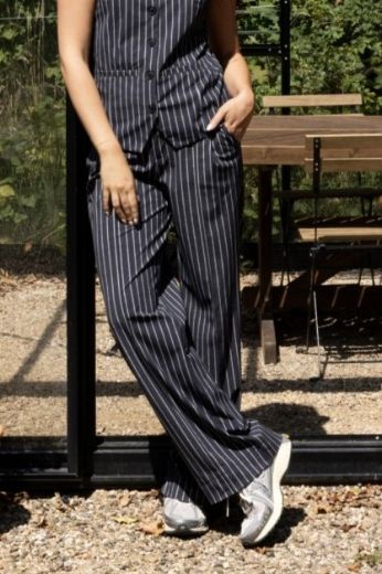 Image de Tall Femme Pantalon Lizzy Fines Rayures Pois Longueur L36 Pouces