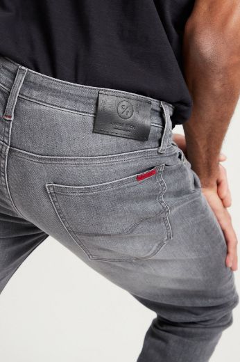 Image de Tall Homme Jeans Damien, coupe slim, L36 et L38 inchea, anthracite